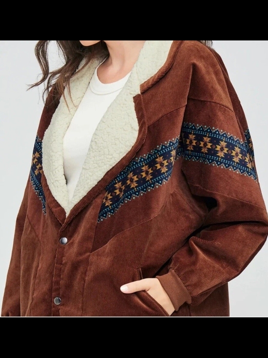 Wildfox Jackets & Blazers - NWT Wildfox Women's Brown Sherpa-Lined Corduroy Jacket